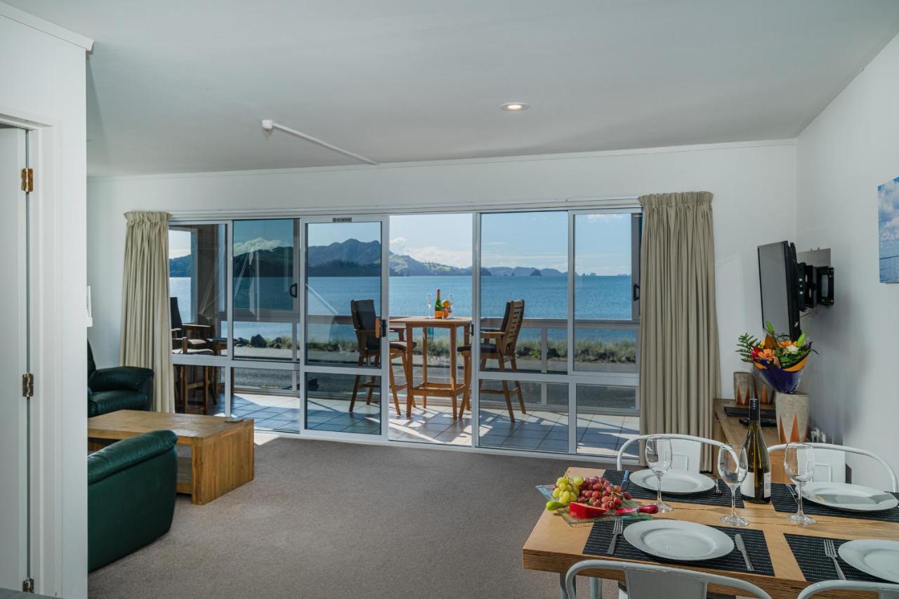 Waterfront Apartments Whitianga Exteriör bild