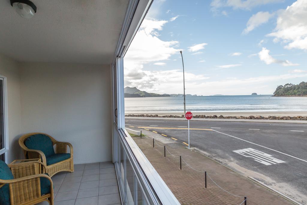 Waterfront Apartments Whitianga Exteriör bild